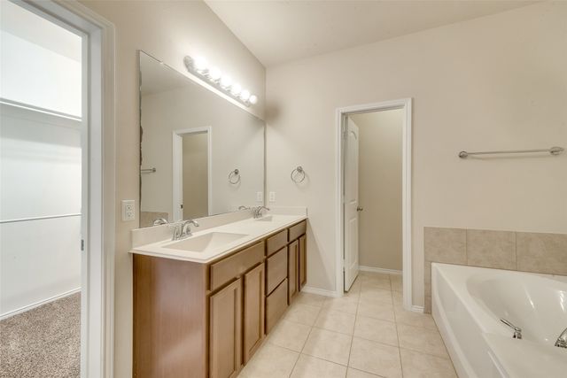 4721 Lazy Oaks Street, Fort Worth, TX 76244