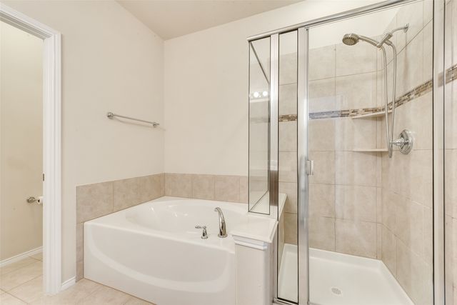 4721 Lazy Oaks Street, Fort Worth, TX 76244