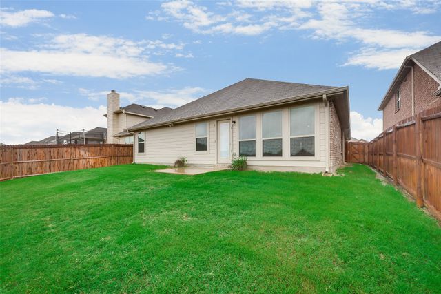 4721 Lazy Oaks Street, Fort Worth, TX 76244