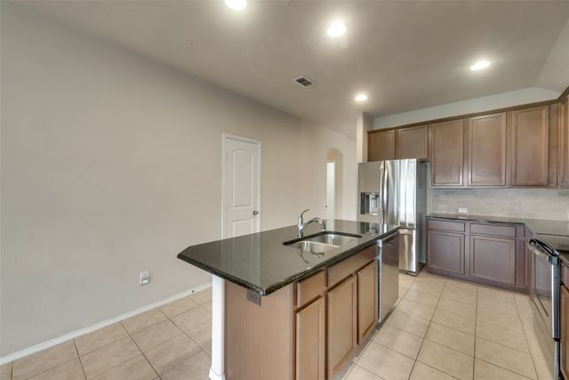 4721 Lazy Oaks Street, Fort Worth, TX 76244