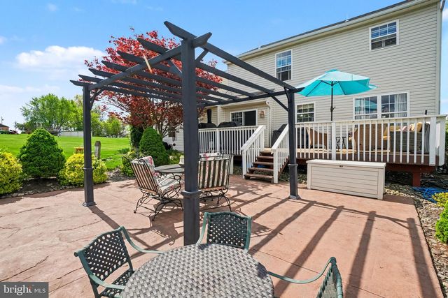 33 CUBBLER CT, Bechtelsville, PA 19505