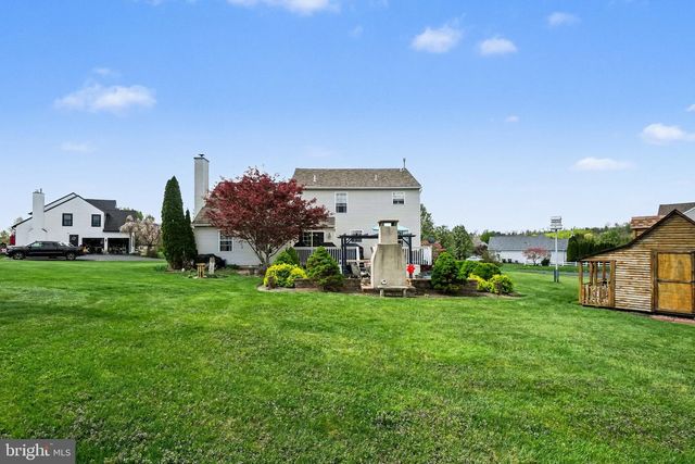33 CUBBLER CT, Bechtelsville, PA 19505