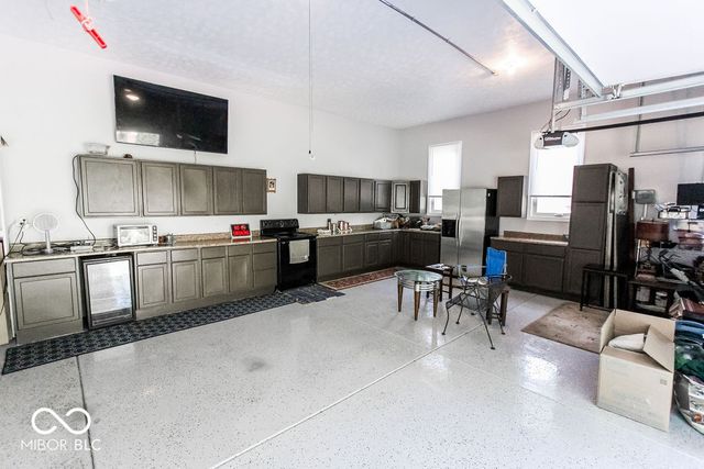 7619 Oak Grove Drive, Indianapolis, IN 46259