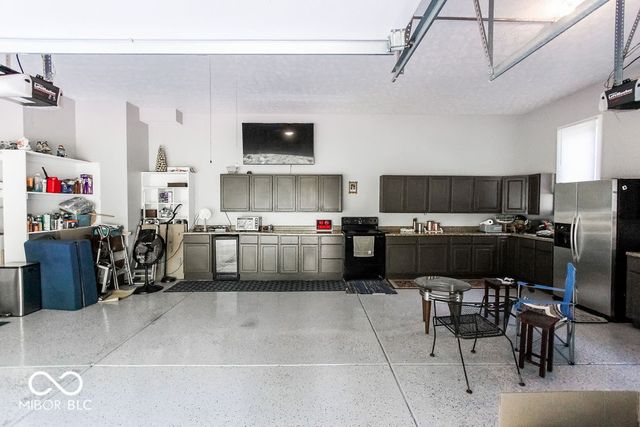 7619 Oak Grove Drive, Indianapolis, IN 46259