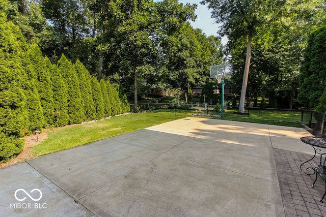 7619 Oak Grove Drive, Indianapolis, IN 46259