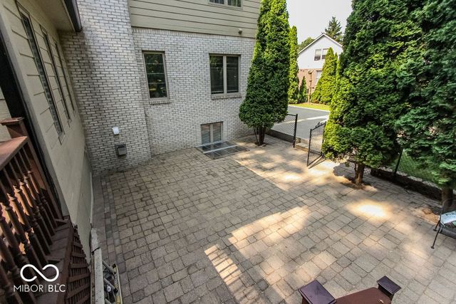 7619 Oak Grove Drive, Indianapolis, IN 46259