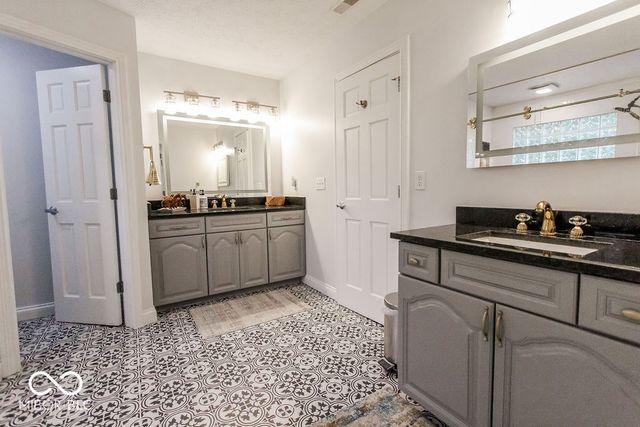 7619 Oak Grove Drive, Indianapolis, IN 46259