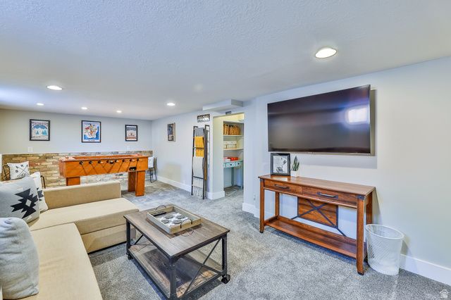 59 E 8680 S, Sandy, UT 84070