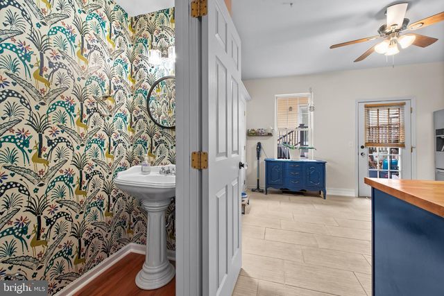 2212 ESSEX ST, Baltimore, MD 21231