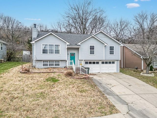 2204 S 19th Terrace, Leavenworth, KS 66048