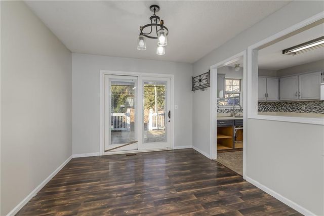 2204 S 19th Terrace, Leavenworth, KS 66048