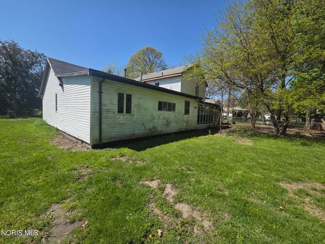 6125 Bryan Road, Oregon, OH 43616