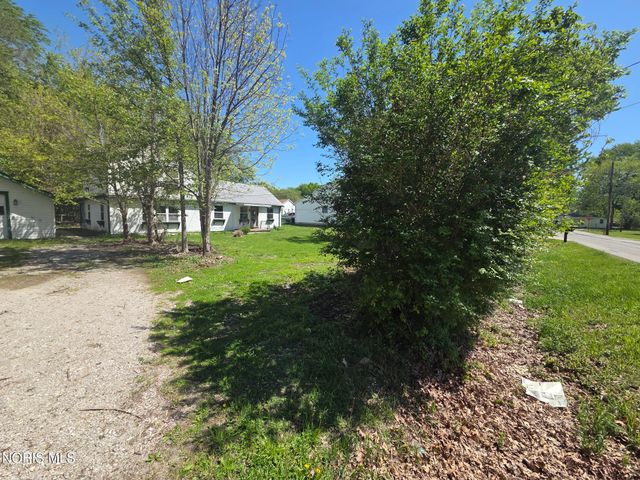 6125 Bryan Road, Oregon, OH 43616
