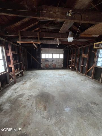 6125 Bryan Road, Oregon, OH 43616