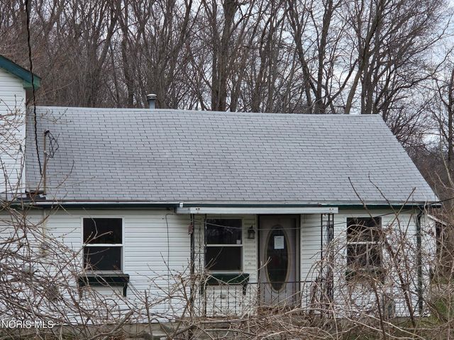 6125 Bryan Road, Oregon, OH 43616
