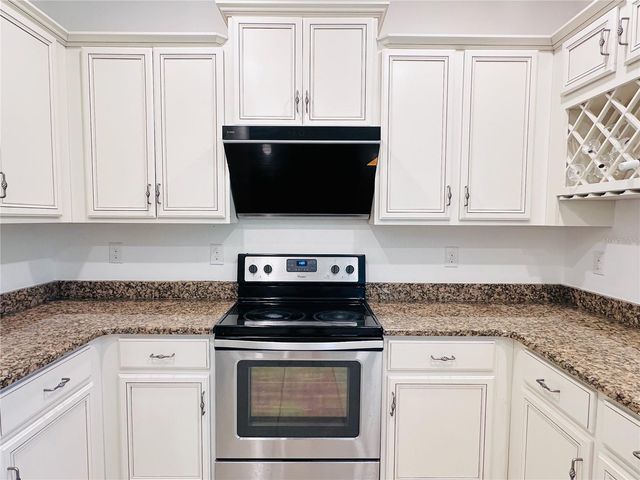 10132 GRAND OAK CIRCLE, Madeira Beach, FL 33708