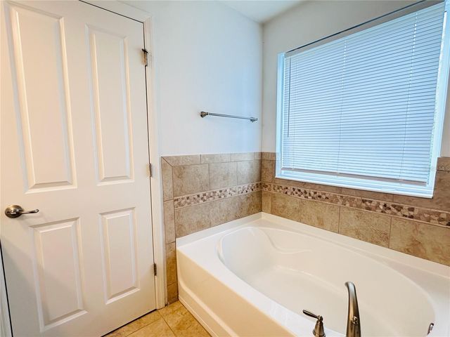 10132 GRAND OAK CIRCLE, Madeira Beach, FL 33708