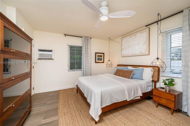 217 Madeira Ave 4, Coral Gables, FL 33134