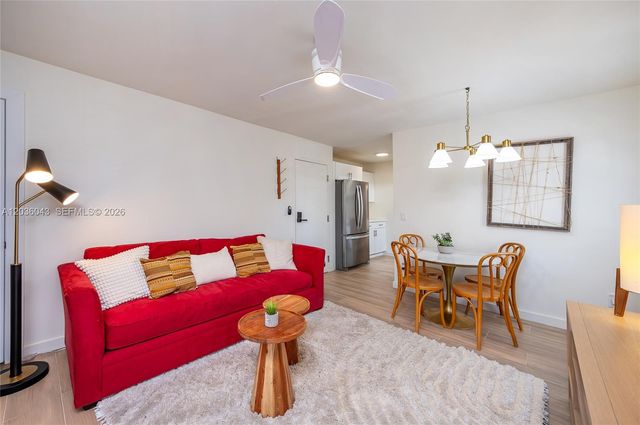 217 Madeira Ave 4, Coral Gables, FL 33134