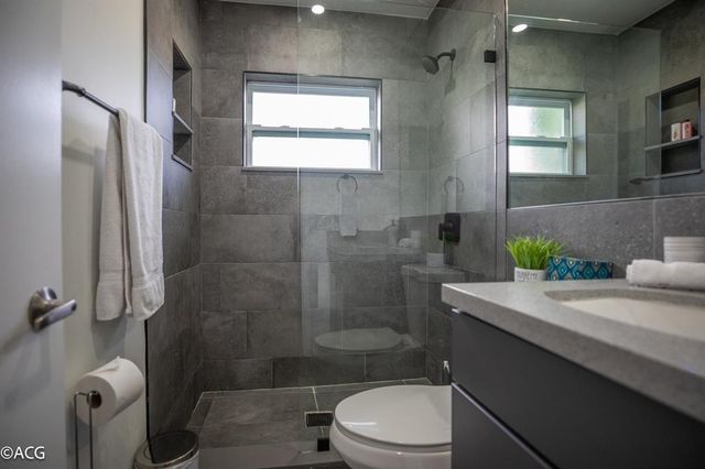 19 NE 16th Street, Fort Lauderdale, FL 33304