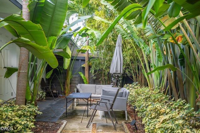 19 NE 16th Street, Fort Lauderdale, FL 33304