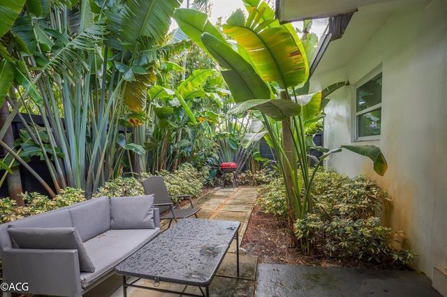 19 NE 16th Street, Fort Lauderdale, FL 33304