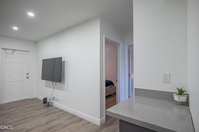19 NE 16th Street, Fort Lauderdale, FL 33304