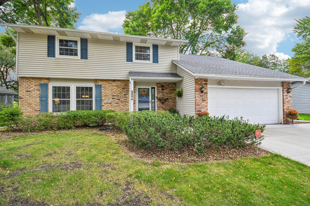 800 Nightingale Boulevard, Stillwater, MN 55082 — exterior
