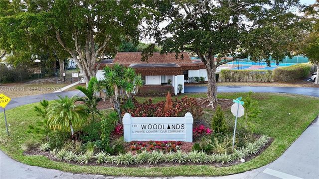 5706 Guava Dr, Tamarac, FL 33319