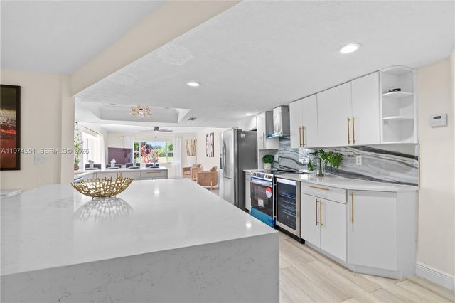 5706 Guava Dr, Tamarac, FL 33319