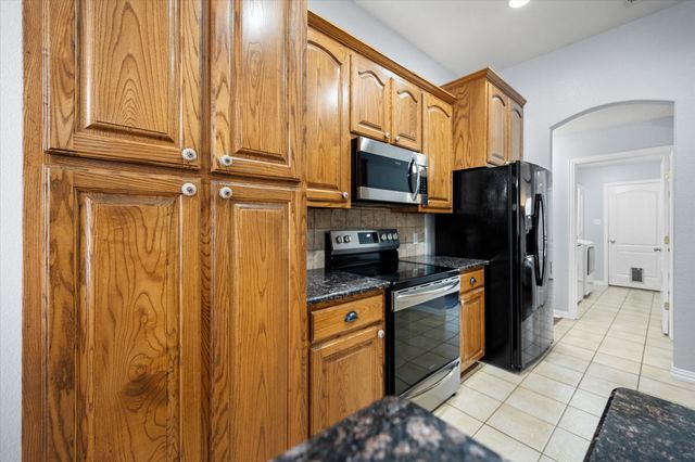 119 Sunray Court, Weatherford, TX 76087