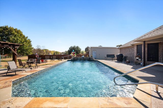 119 Sunray Court, Weatherford, TX 76087