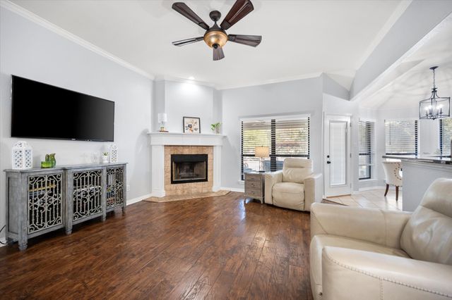 119 Sunray Court, Weatherford, TX 76087