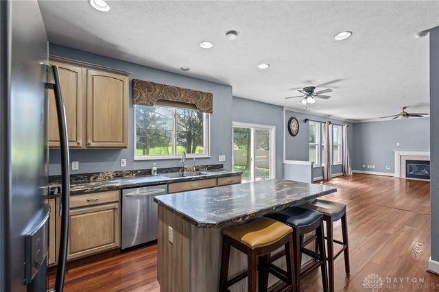 90 Triple Crown Circle, Springboro, OH 45066