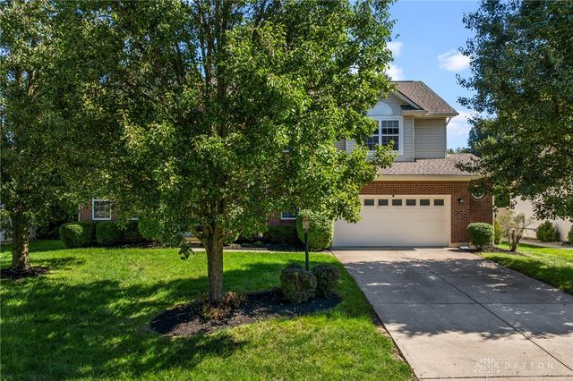 90 Triple Crown Circle, Springboro, OH 45066