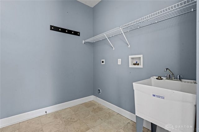 90 Triple Crown Circle, Springboro, OH 45066