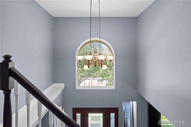 90 Triple Crown Circle, Springboro, OH 45066