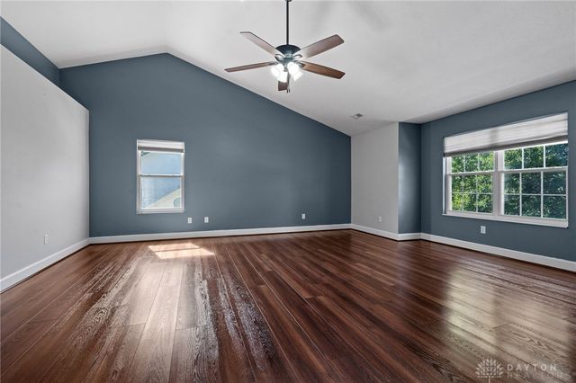 90 Triple Crown Circle, Springboro, OH 45066