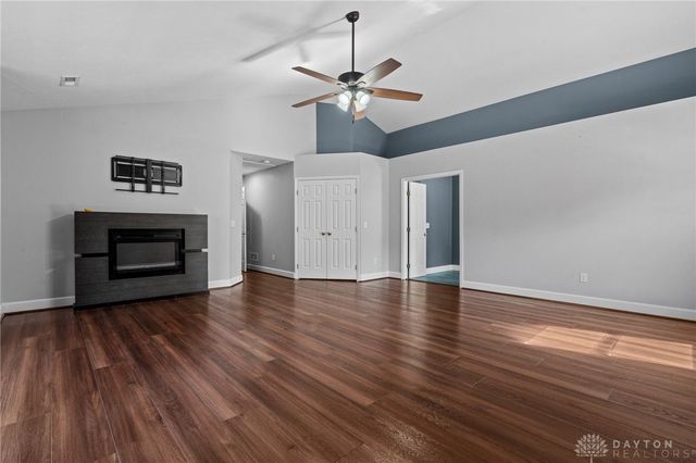 90 Triple Crown Circle, Springboro, OH 45066
