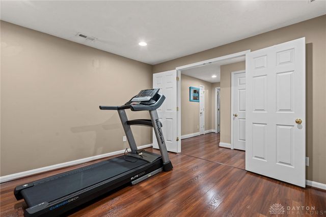 90 Triple Crown Circle, Springboro, OH 45066