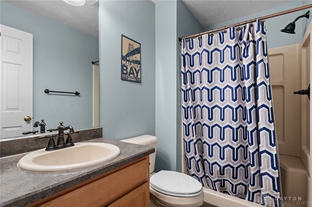 90 Triple Crown Circle, Springboro, OH 45066