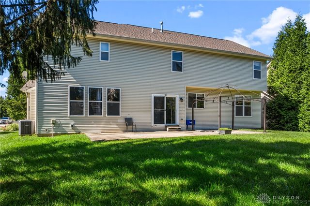 90 Triple Crown Circle, Springboro, OH 45066