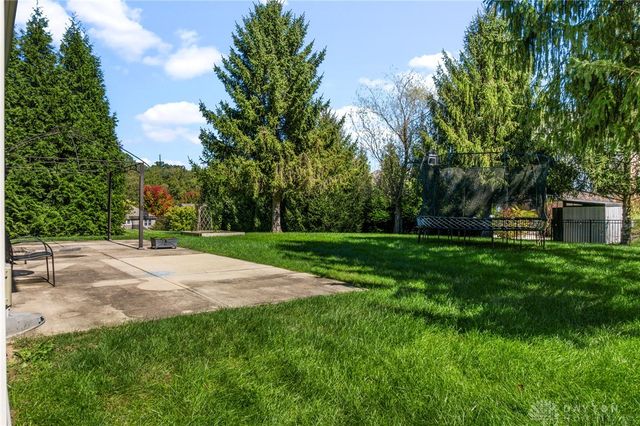 90 Triple Crown Circle, Springboro, OH 45066