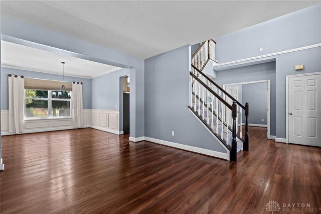 90 Triple Crown Circle, Springboro, OH 45066