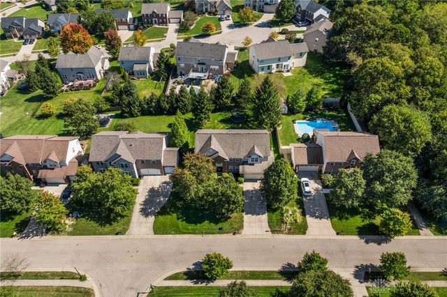 90 Triple Crown Circle, Springboro, OH 45066
