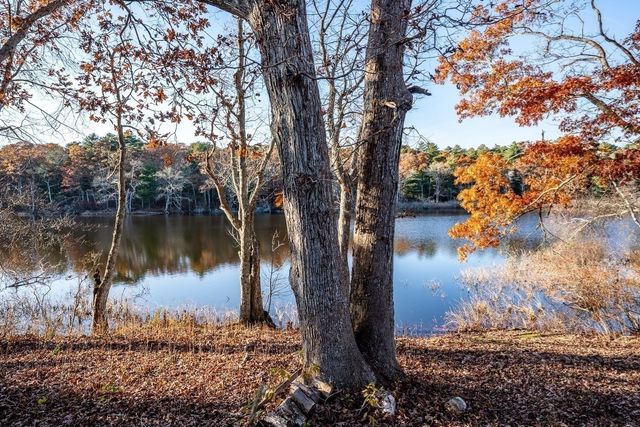 119 Valley Bars Rd, Bourne, MA 02532