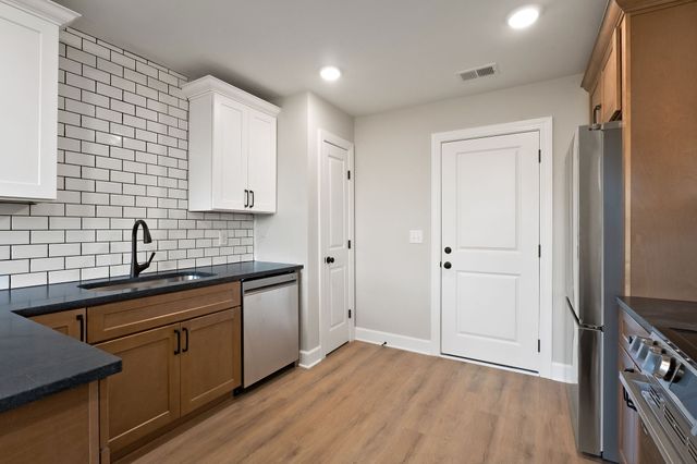 3535 Keltonburg Rd, Smithville, TN 37166