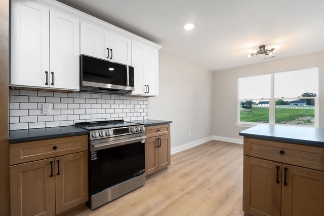 3535 Keltonburg Rd, Smithville, TN 37166