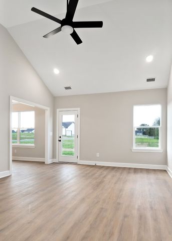 3535 Keltonburg Rd, Smithville, TN 37166