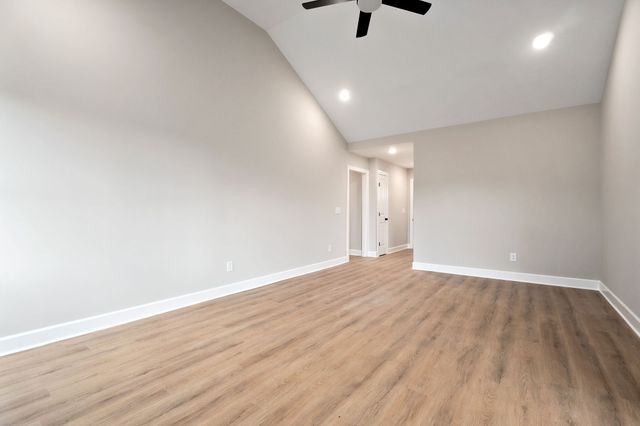 3535 Keltonburg Rd, Smithville, TN 37166